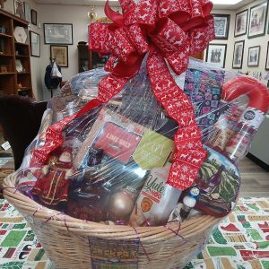 Holly Jolly Spirits & Scratchers Basket - 1 Ticket